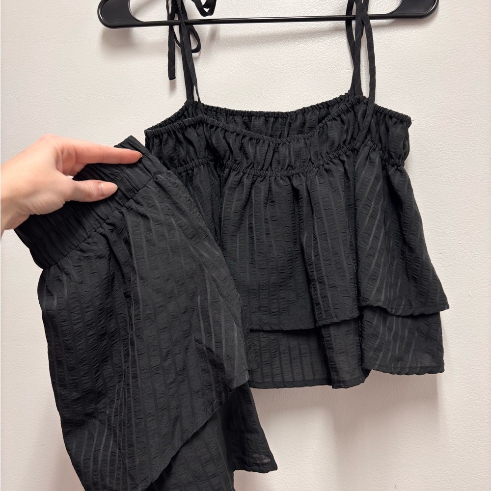 Black Ruffled Two-Piece Shorts Set &merci brand